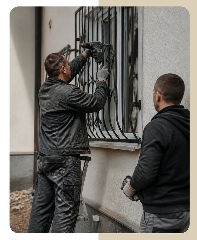 Установка наружных решеток в Североуральске от 5047 р. | Дверной